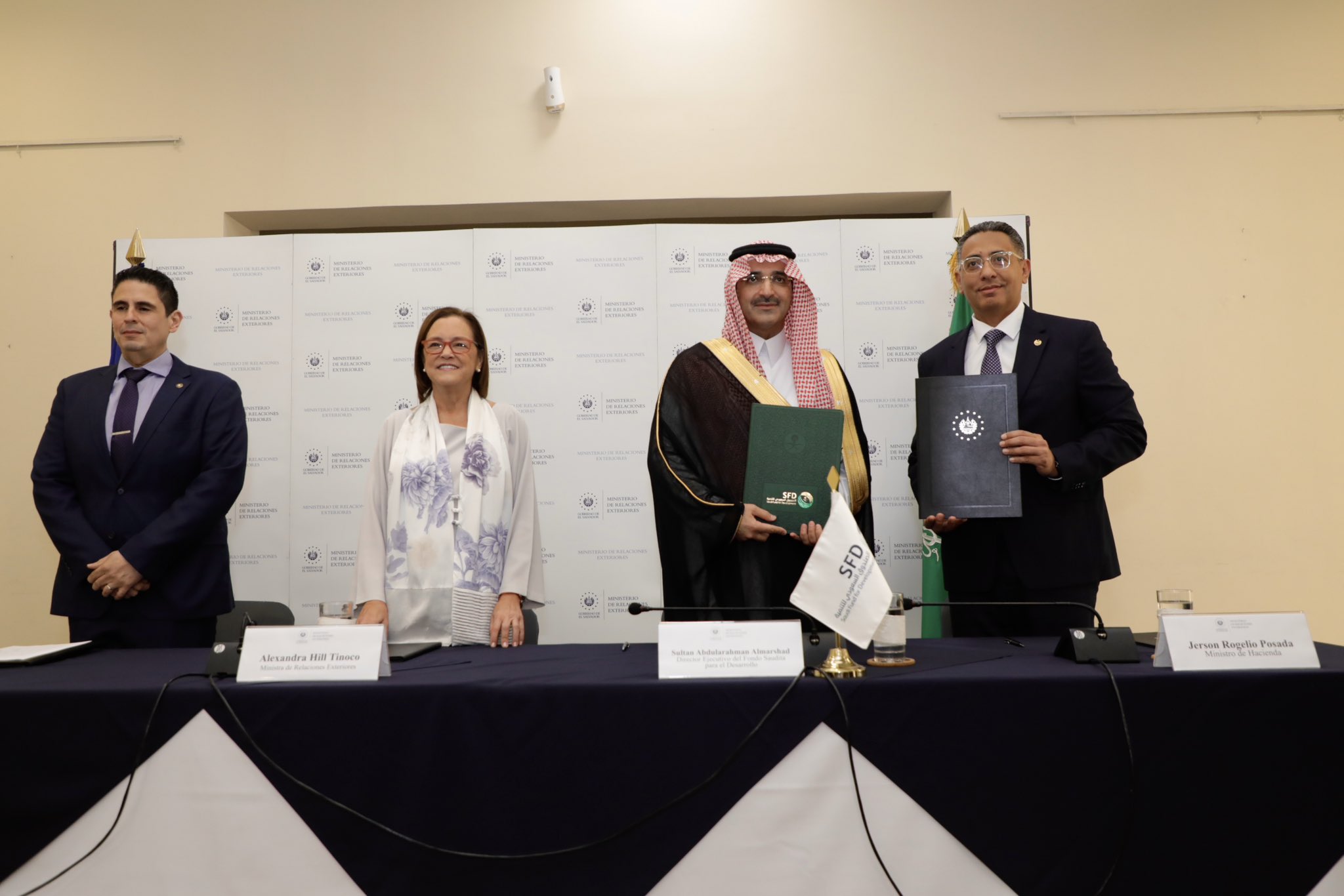 el-salvador-y-arabia-saudita-firman-acuerdo-para-planta-de-biogas